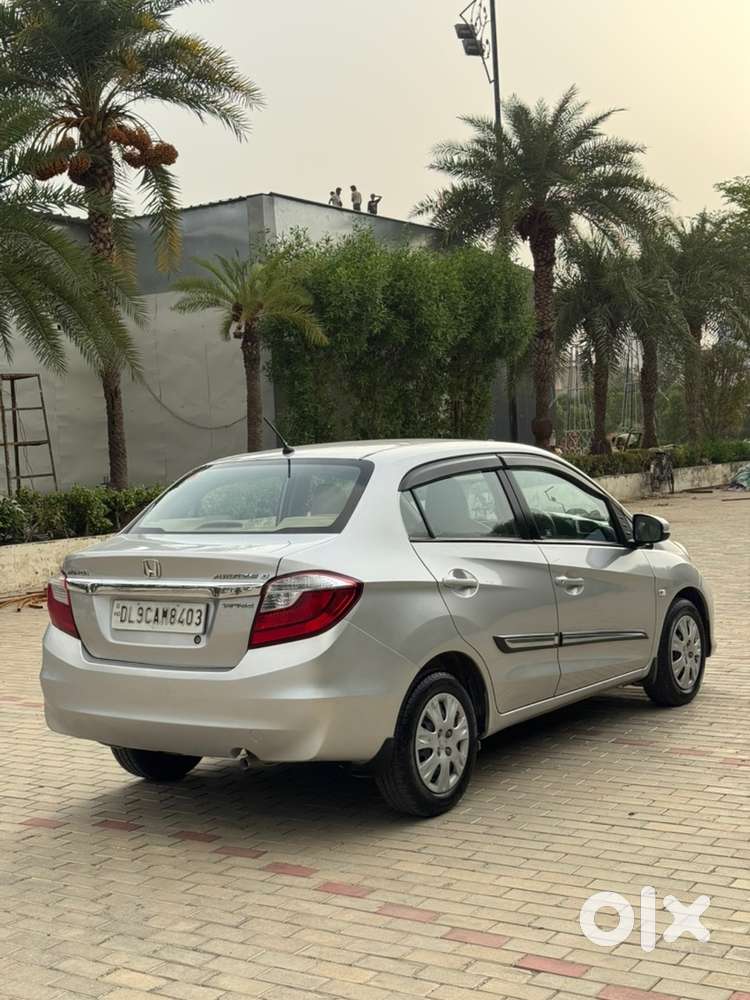 Honda Amaze 2017 Petrol 52000 Km Driven