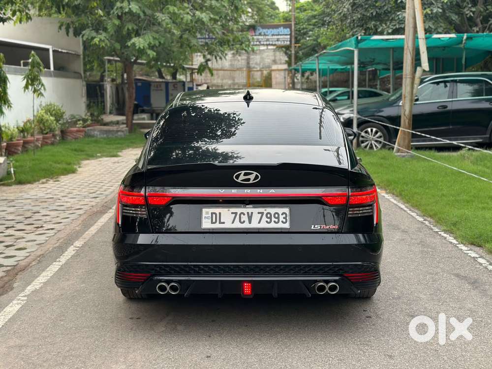 Hyundai Verna 1.5 Sx (o) Turbo Petrol Mt, 2023, Petrol