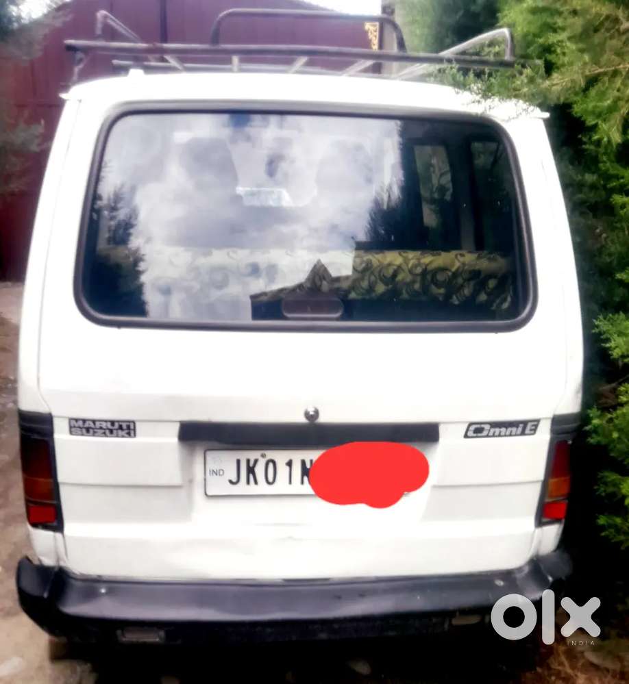 Maruti Suzuki Omni 2010
