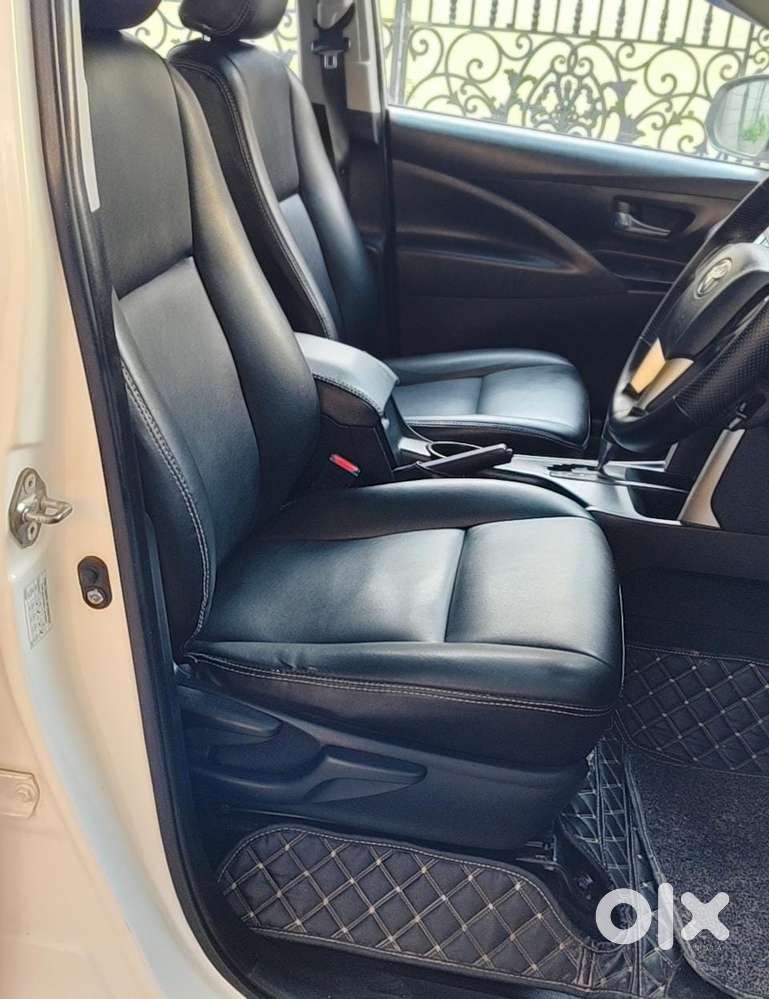 Toyota Innova Crysta 2.8 Gx At 8s, 2019, Diesel