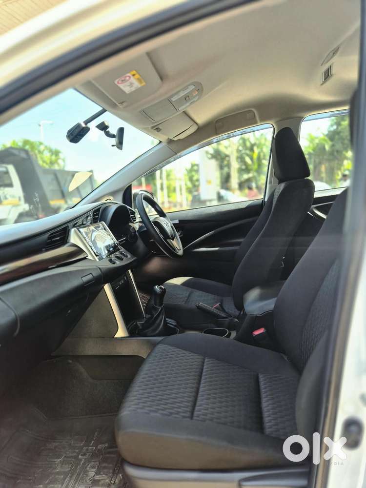 Toyota Innova Crysta 2.4g( Gx+ Mt), 2025, Diesel