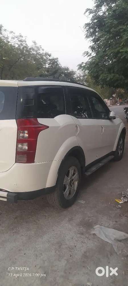 Mahindra Xuv500 2015