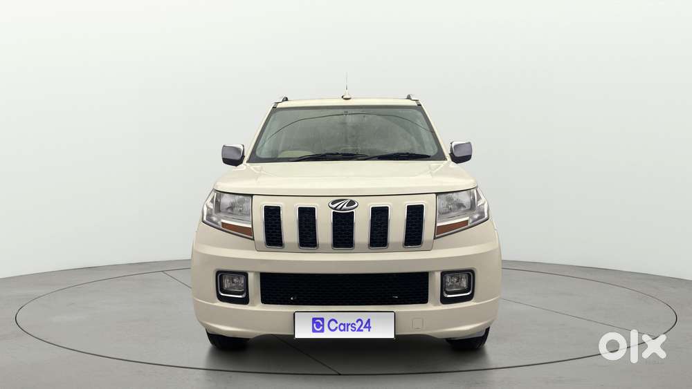 Mahindra Tuv 300 T8 Amt, 2015, Diesel