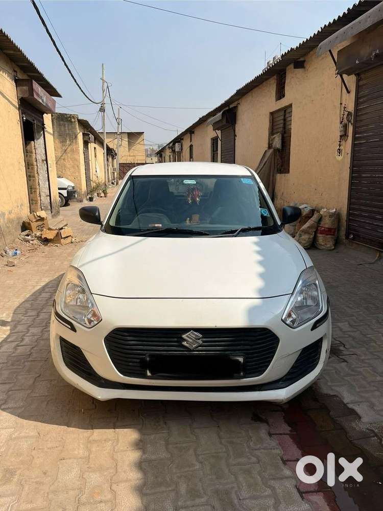Maruti Suzuki Swift 2019 Cng Outsided 1st Owner