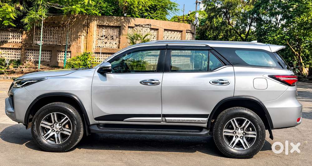 Toyota Fortuner [2021-ongoing] 2.8 2wd Diesel Mt, 2023, Diesel