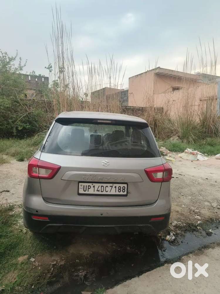 Maruti Suzuki Brezza 2017 Diesel 105000 Km Driven