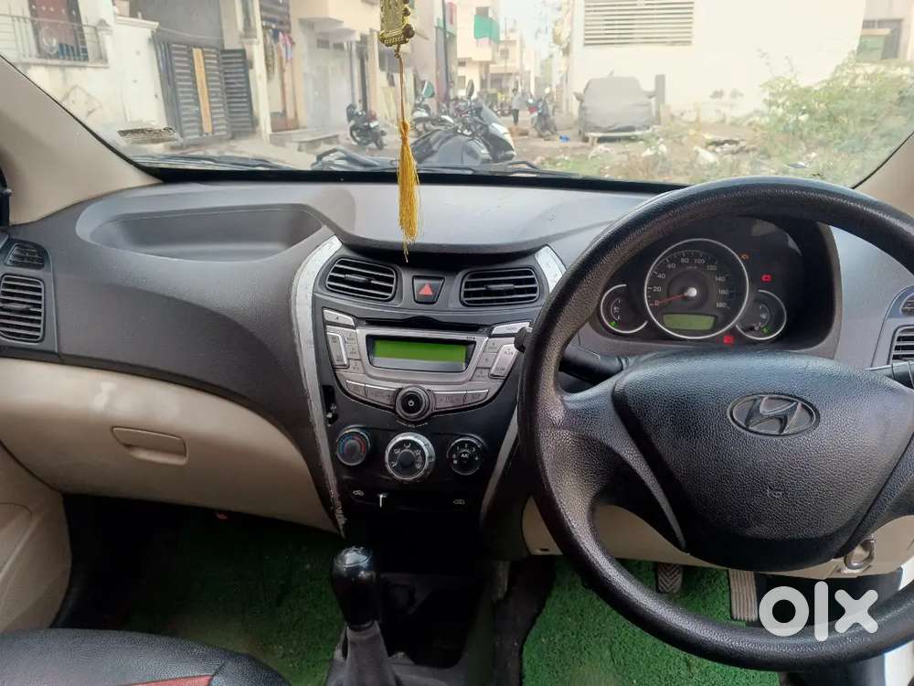 Hyundai Eon 2013 Petrol Well Maintained