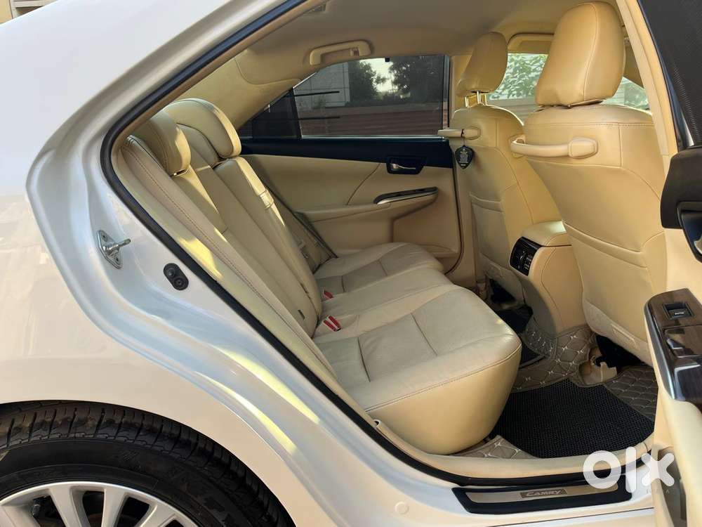 Toyota Camry Hybrid 2.5, 2015, Petrol