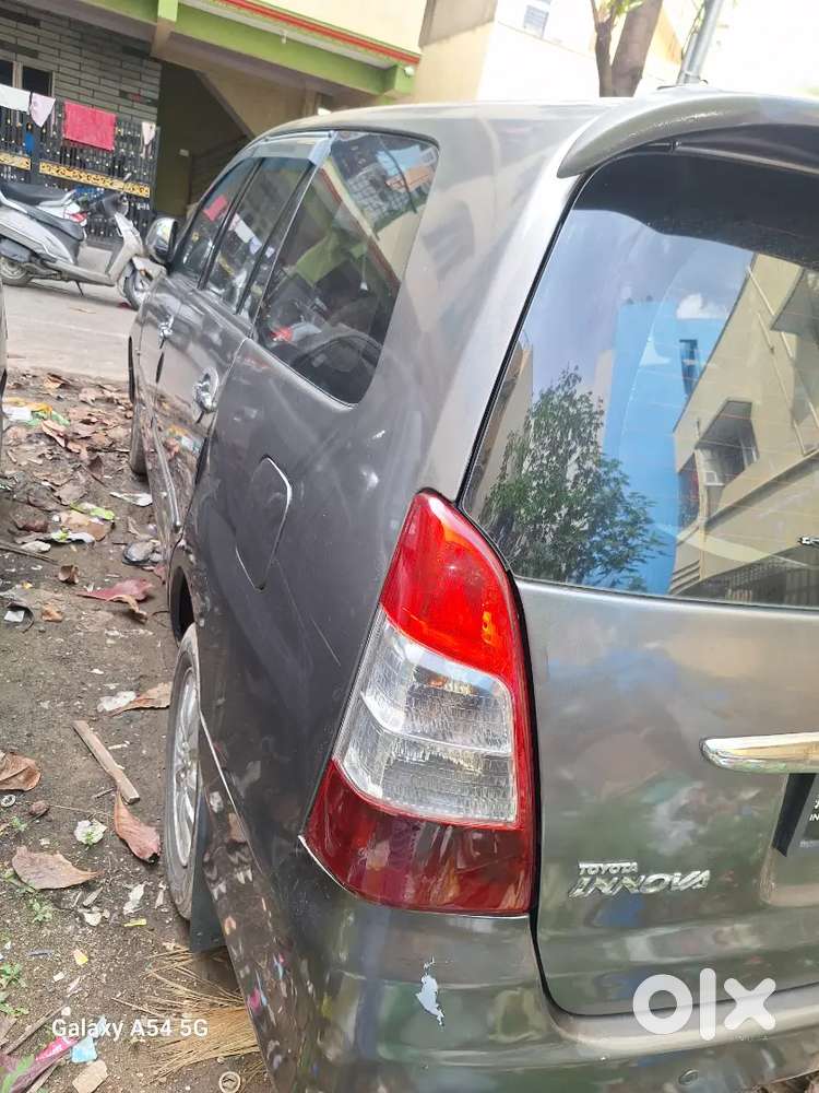 Toyota Innova 2009 Diesel 164000 Km Driven