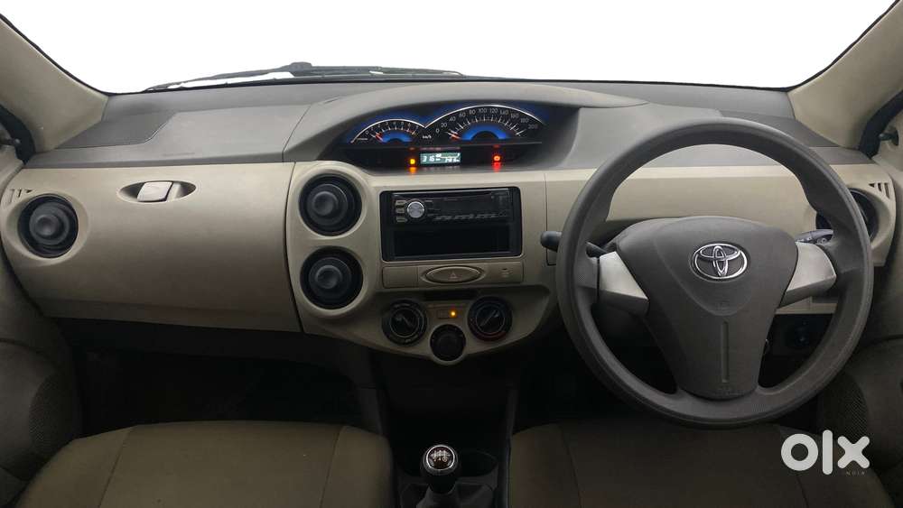 Toyota Etios Liva 2014-2016 G, 2015, Petrol
