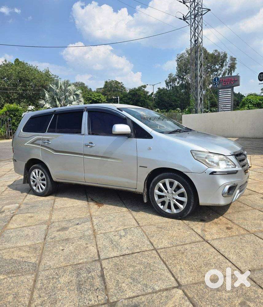 Toyota Innova 2.0 Gx 8 Seater, 2013, Diesel