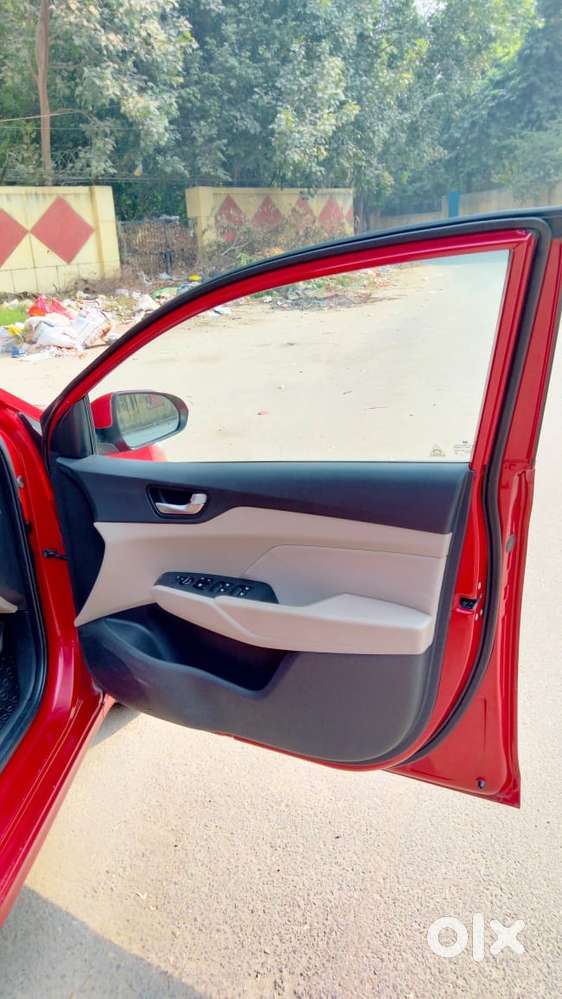 Hyundai Verna Vtvt 1.6 At Ex, 2018, Petrol