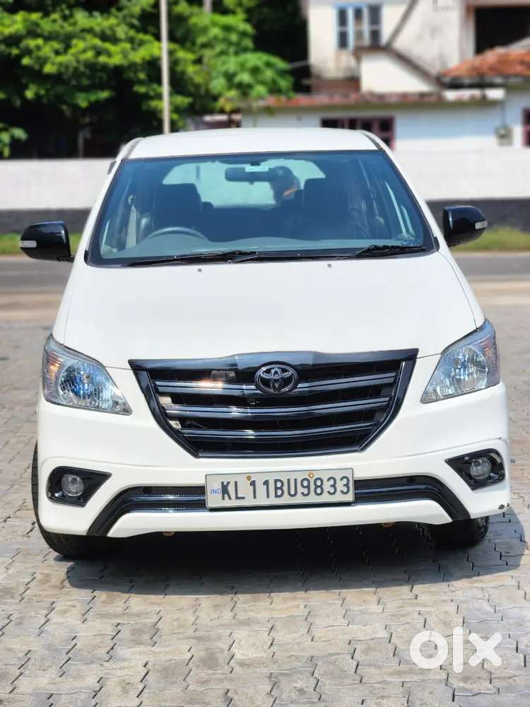 Toyota Innova 2013