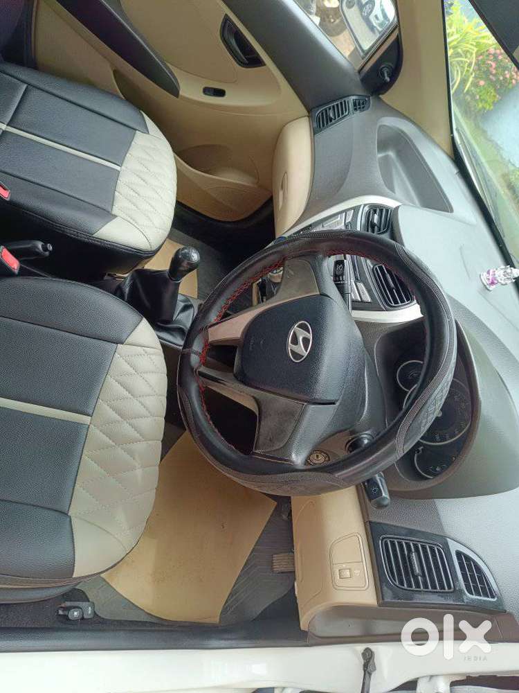 Hyundai Eon Magna +, 2016, Petrol