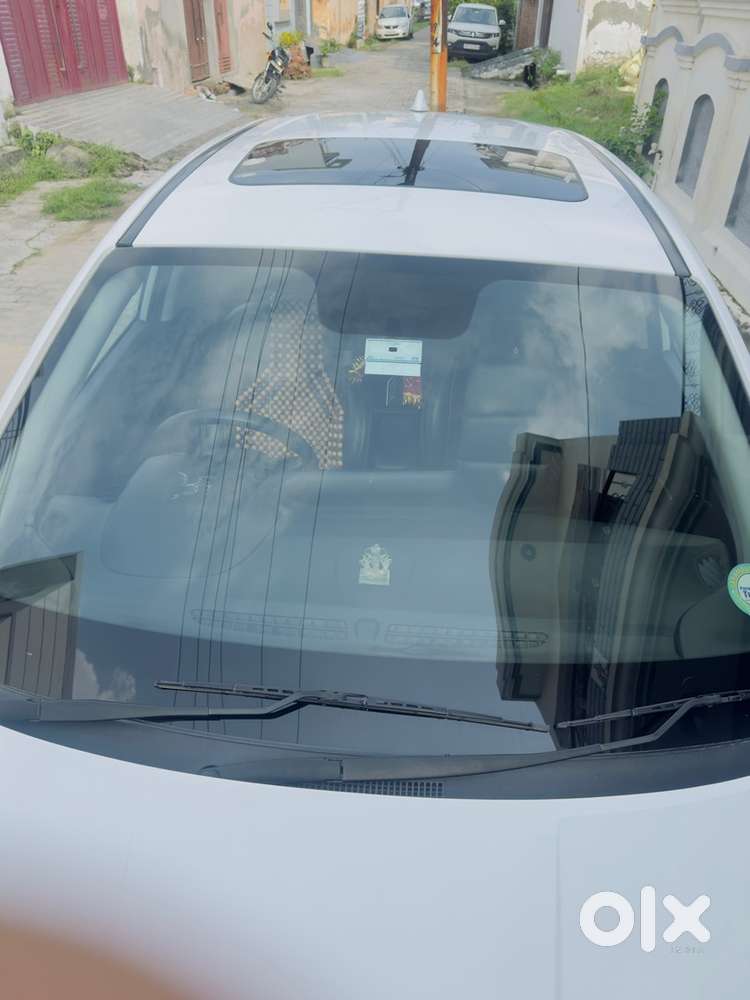 Premium Boss Sound System  1st Owner Single Hand Car  Cruise Control