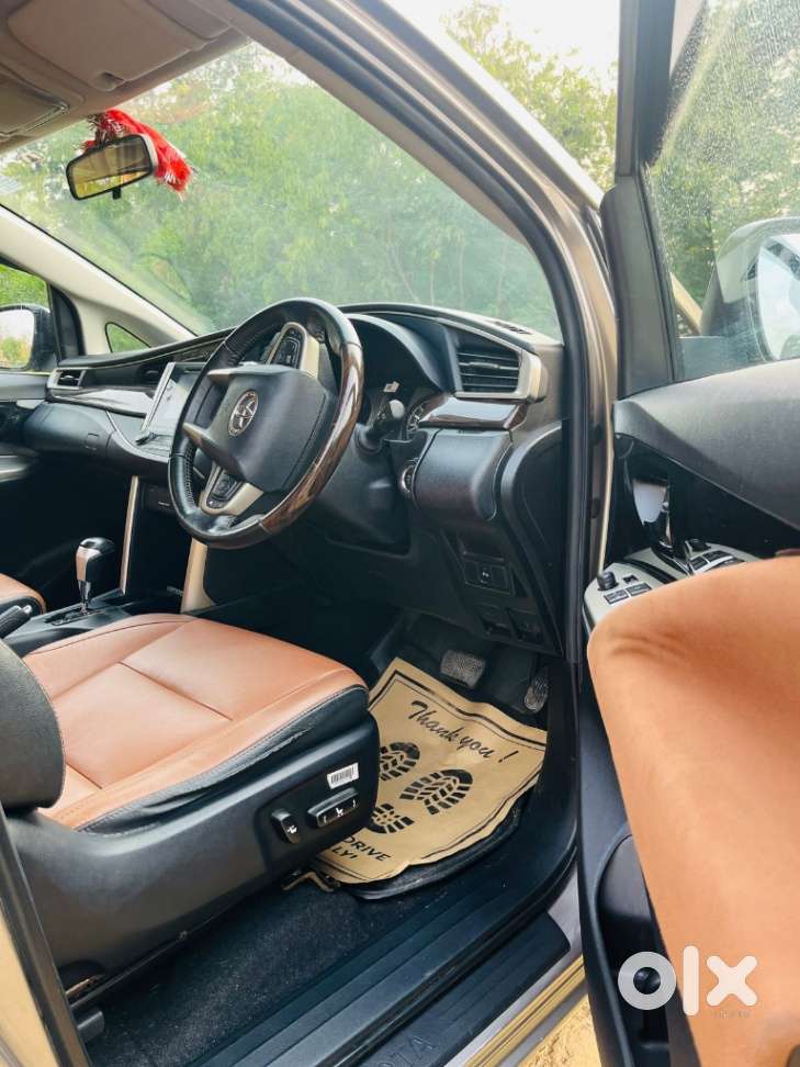 Toyota Innova Crysta 2.8 Z, 2016, Diesel