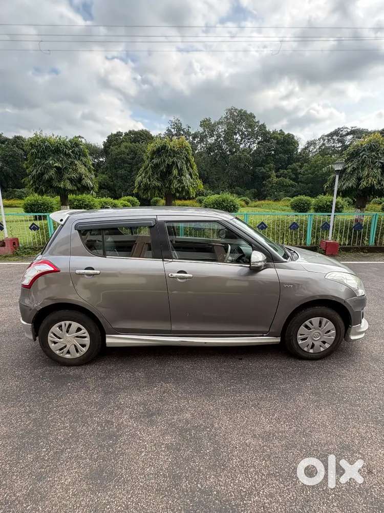 Maruti Suzuki Swift Vxi 2017