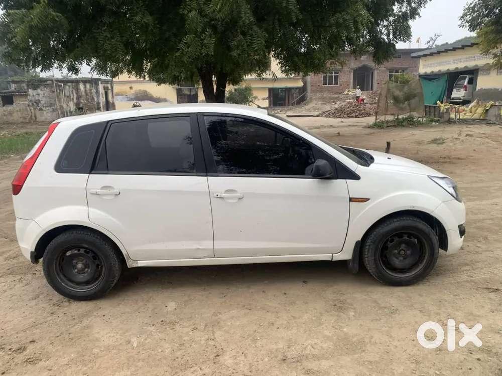 Ford Figo 2010 Petrol 31500 Km Driven