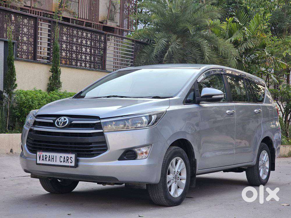 Toyota Innova Crysta 2.4 G Mt 7 Str, 2017, Diesel