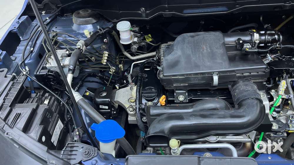 Maruti Suzuki Vitara Brezza 1.5 Zxi At, 2022, Petrol