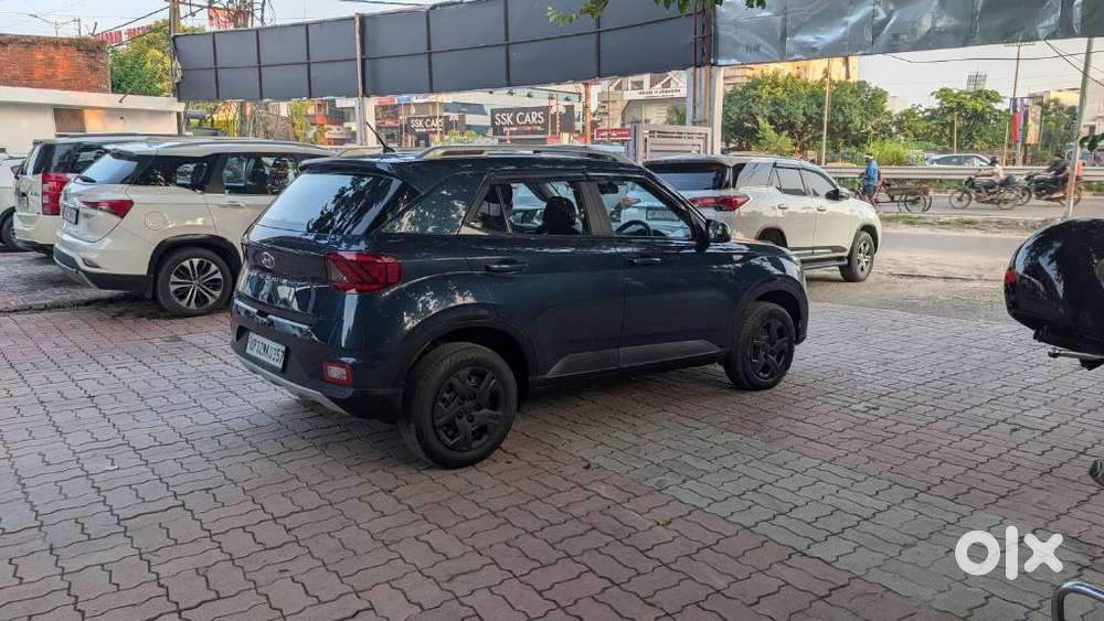 Hyundai Venue S Plus Mt 1.2 Kappa, 2021, Petrol