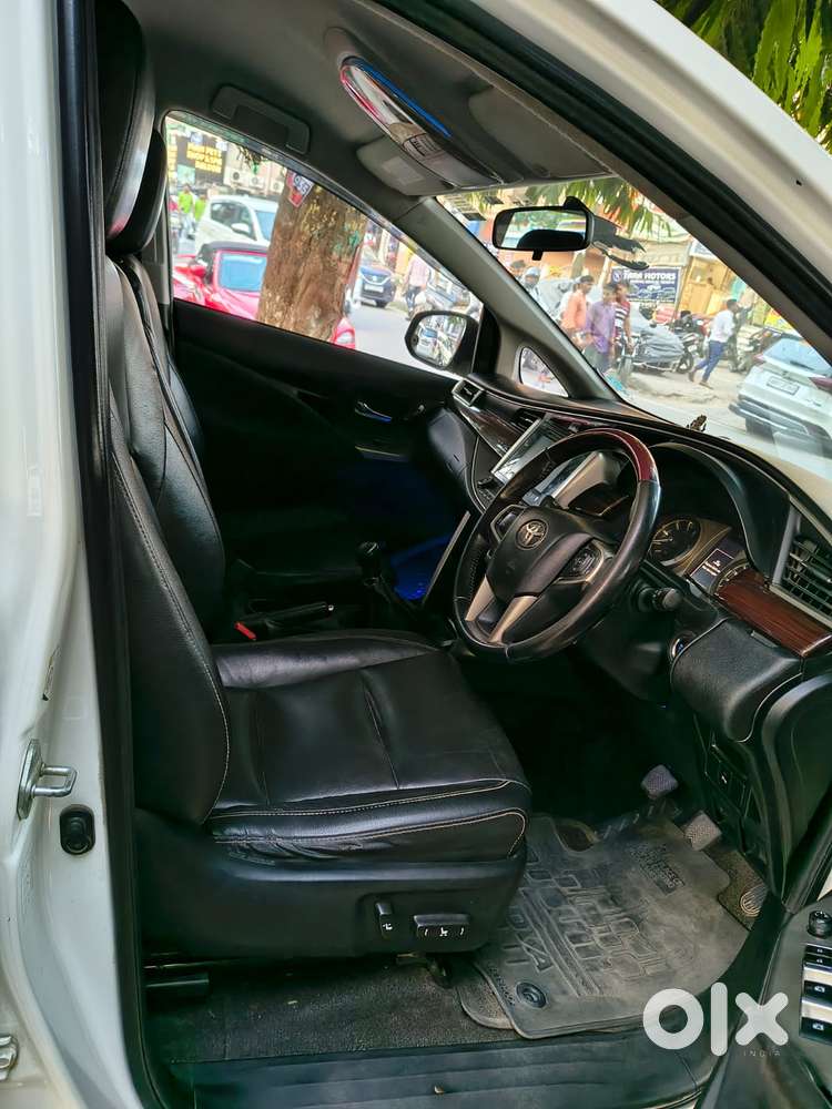 Toyota Innova Crysta 2.4 Z 7 Str, 2017, Diesel