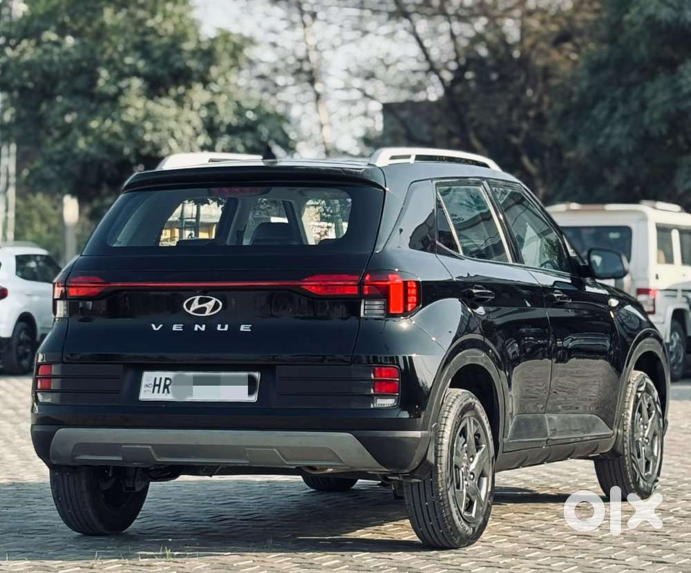 Hyundai Venue 1.2 S Plus, 2024, Petrol