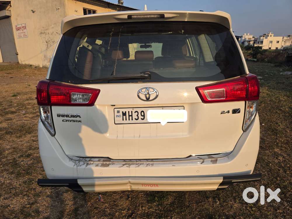 Toyota Innova Crysta 2.4 V 8 Str, 2019, Diesel