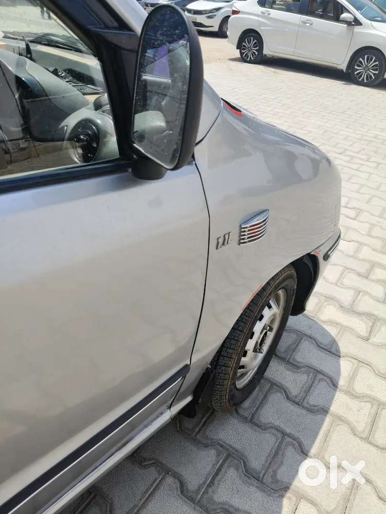 Hyundai Santro Gs Drive 2000