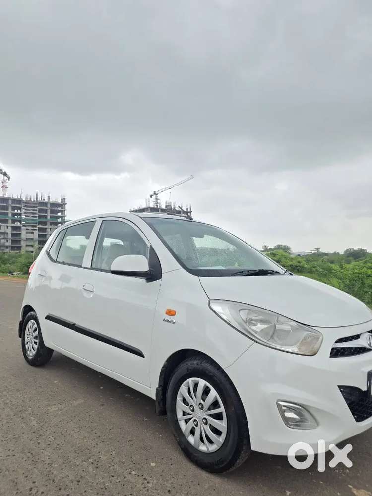 Hyundai I10 Sportz 2014 Petrol