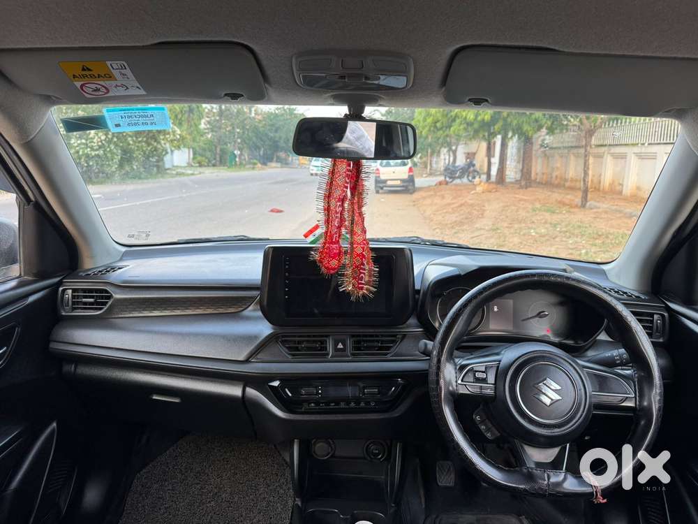 Maruti Suzuki Swift, 2025, Petrol