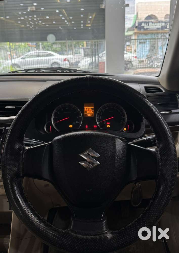 Maruti Suzuki Swift Dzire Vxi(o) Mt, 2016, Petrol