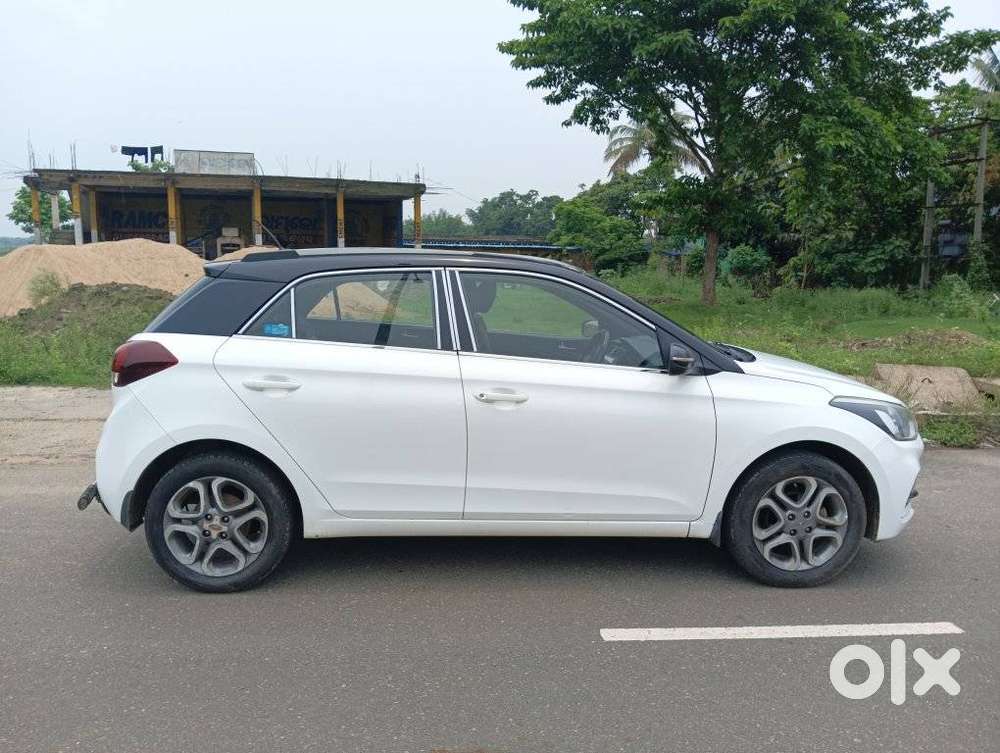 Hyundai I20 Sportz Plus Dual Tone, 2019, Petrol