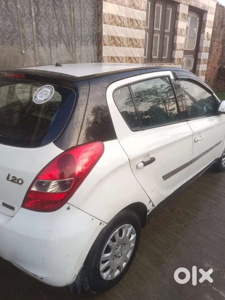 Hyundai I20 Sportz 2011 Petrol