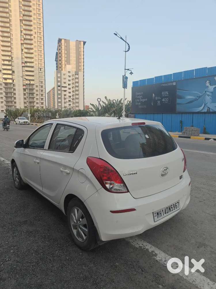 Hyundai I20
2012
Sportz 1.2 
Petrol + Cng
1st Owner
Only 77000/- Km