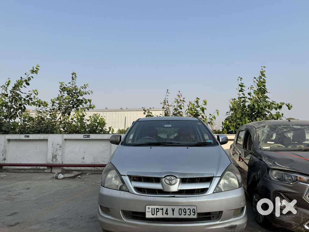 Toyota Innova 2.5 V 7 Str, 2005