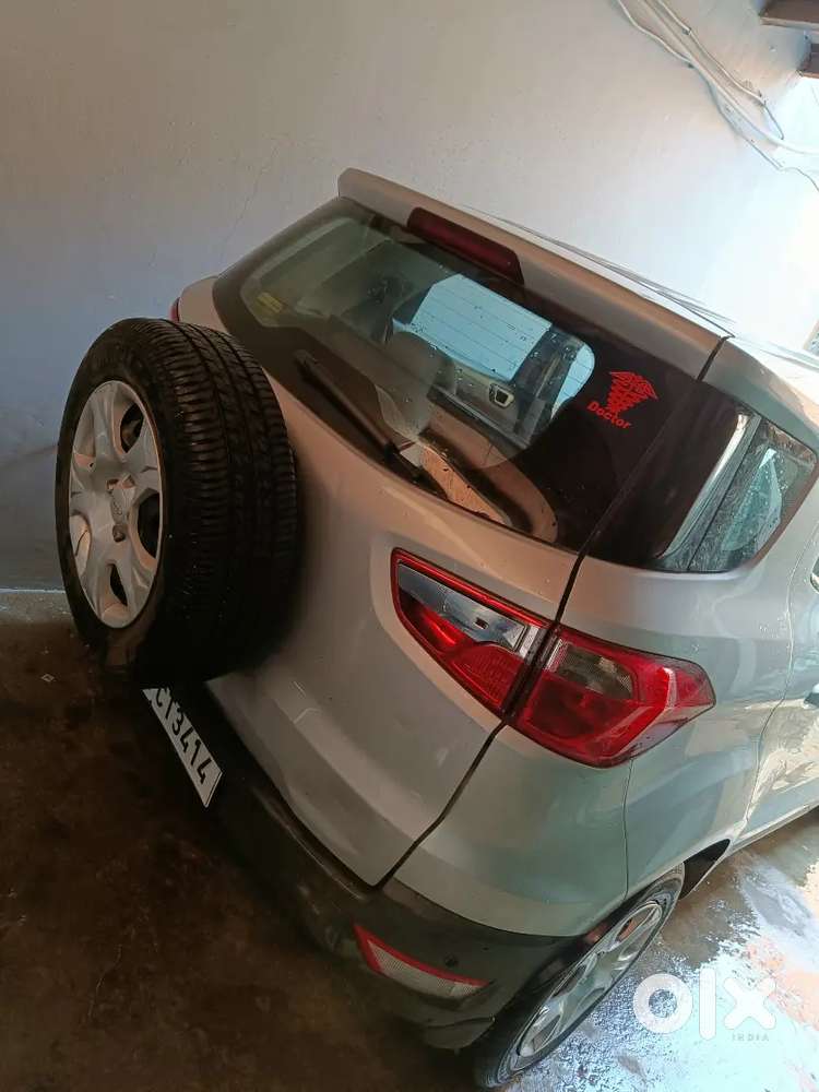 Ford Ecosport 2015 Petrol 95000 Km Driven With Service Record