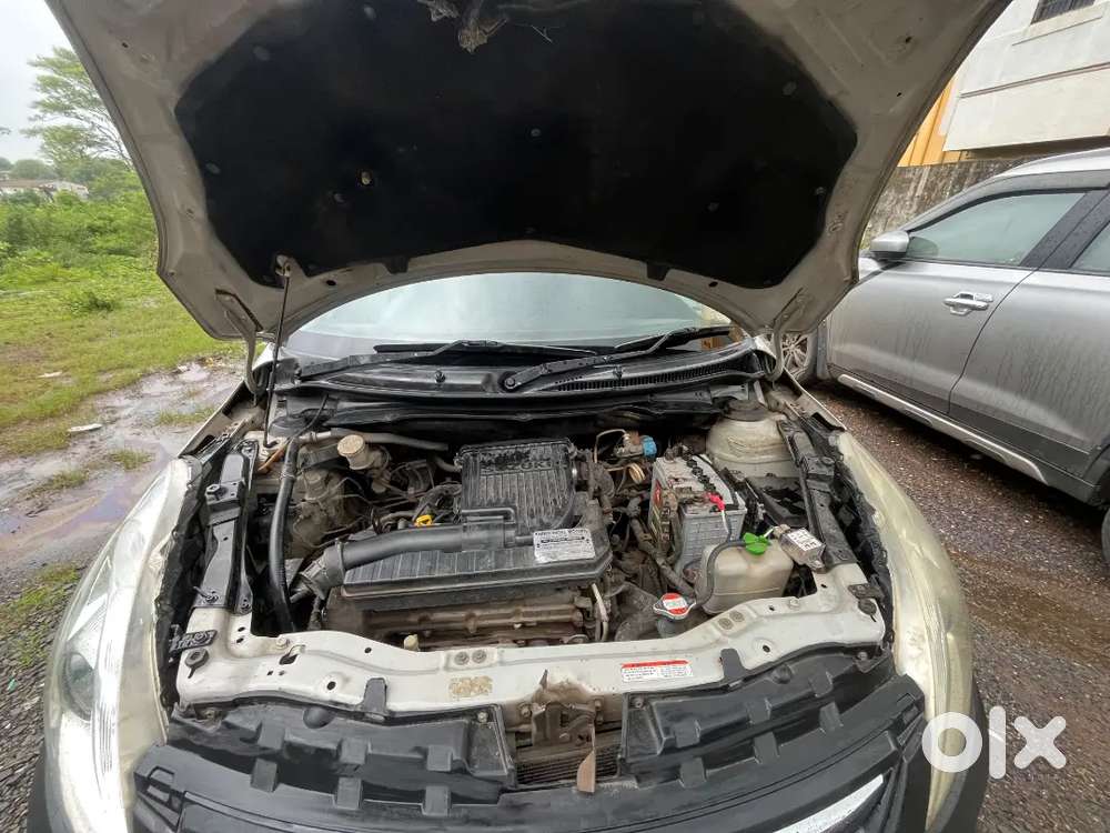 Swift Vxi Maruti 2012