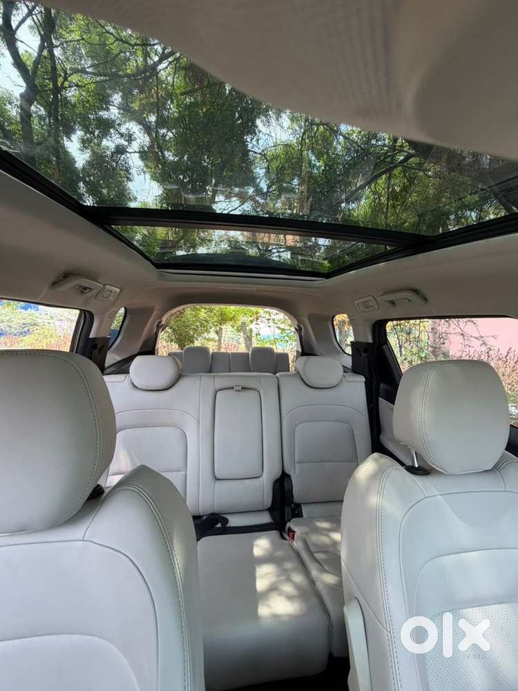 Tata Safari Xza+ Automatic Diesel 2021 – Top-end Variant
