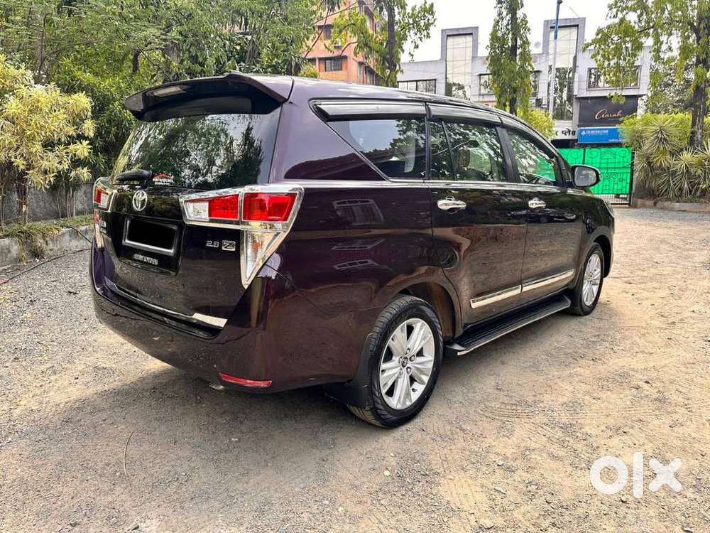 Toyota Innova Crysta 2.8z Automatic, 2017, Diesel