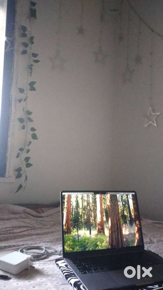 Macbook M2 Air