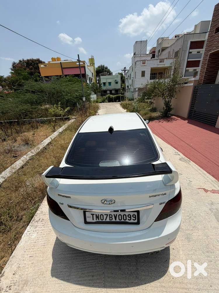 Hyundai Verna 2012 Fluidic Ex