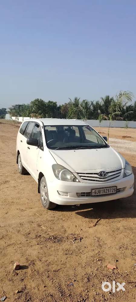 Toyota Innova 2007 Diesel 400000 Km Driven