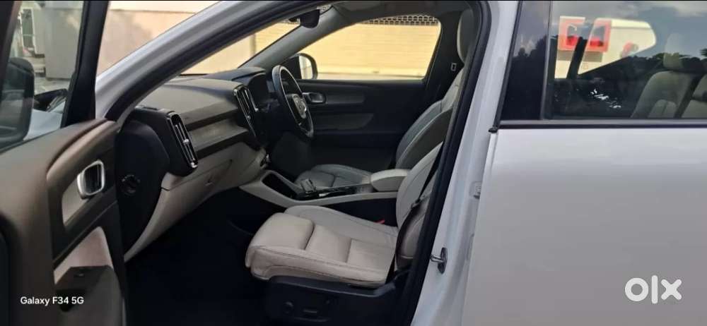 Volvo Xc40 B4 Ultimate, 2022, Petrol