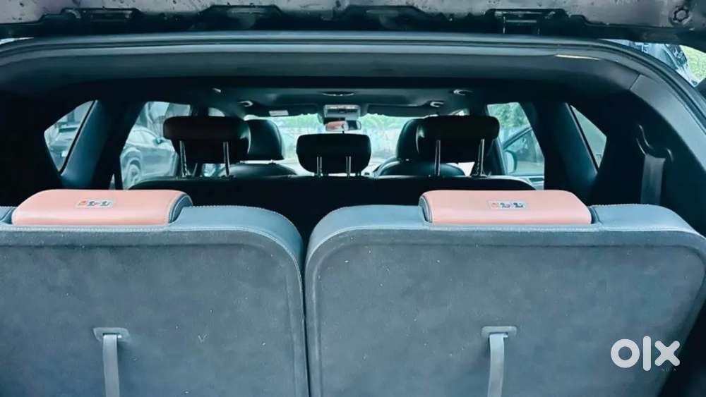Mahindra Alturas G4 4wd At, 2019, Diesel