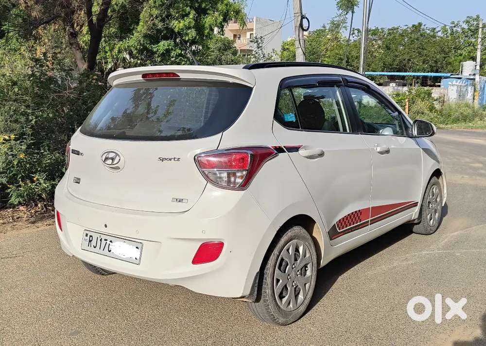 Hyundai Grand I10 2016 November In Excellent Condition