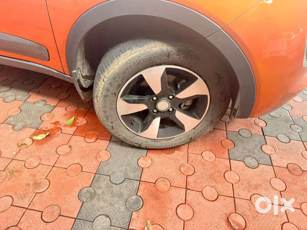 Tata Nexon Revotron 2019 Xza+ Etna Orange