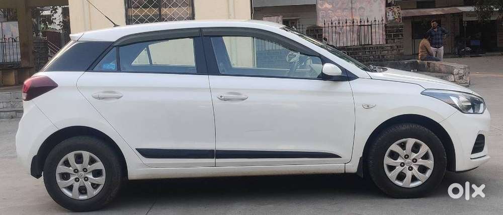 Hyundai I20 Petrol Cvt Magna Executive, 2018, Petrol
