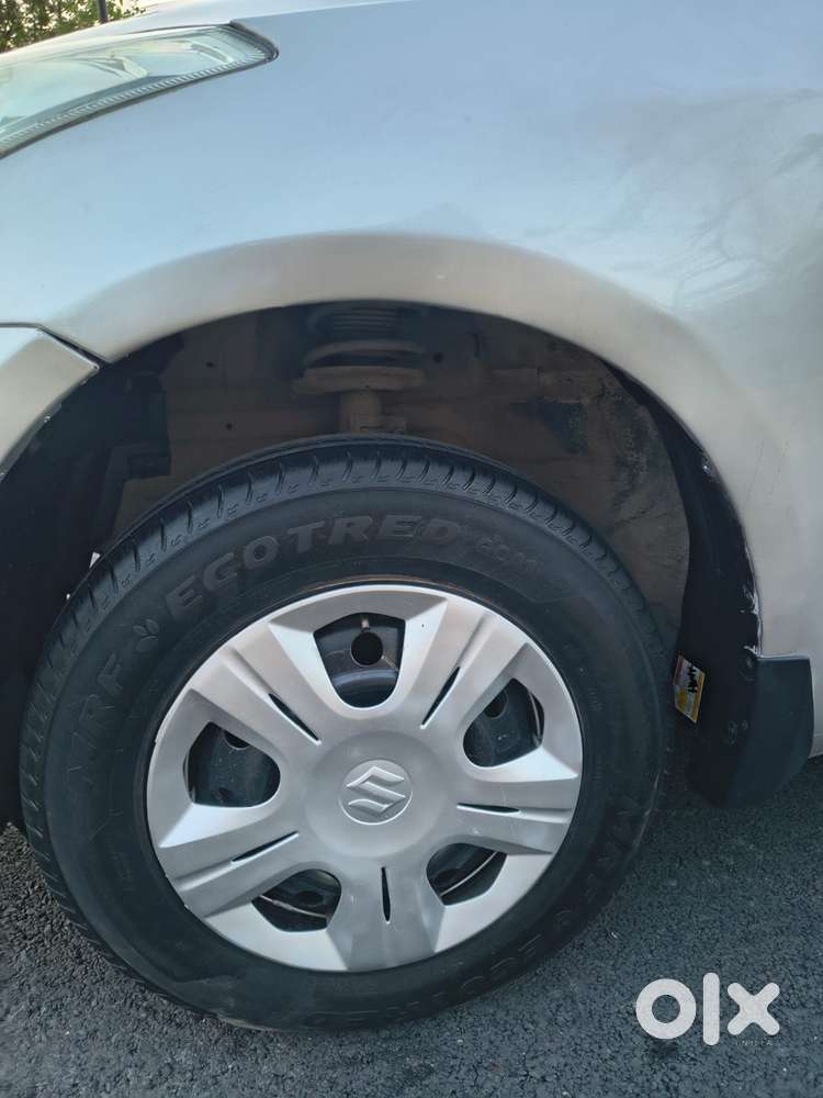 Maruti Suzuki Swift Dzire Vxi(o) Mt, 2014, Cng & Hybrids