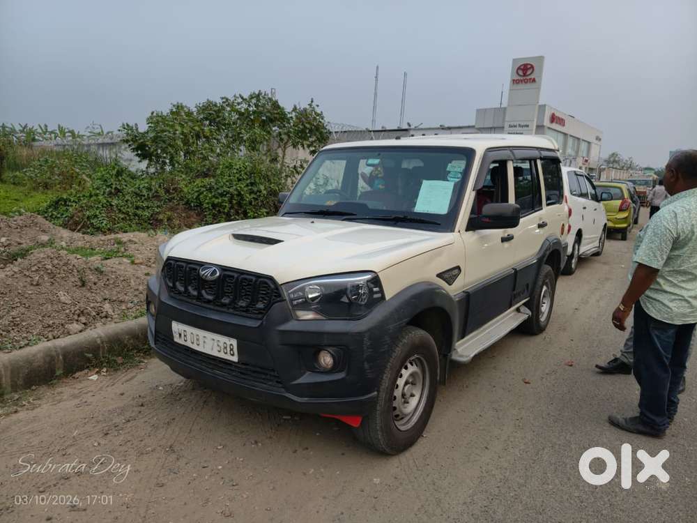 Mahindra Scorpio S4 9 Seater, 2019, Diesel